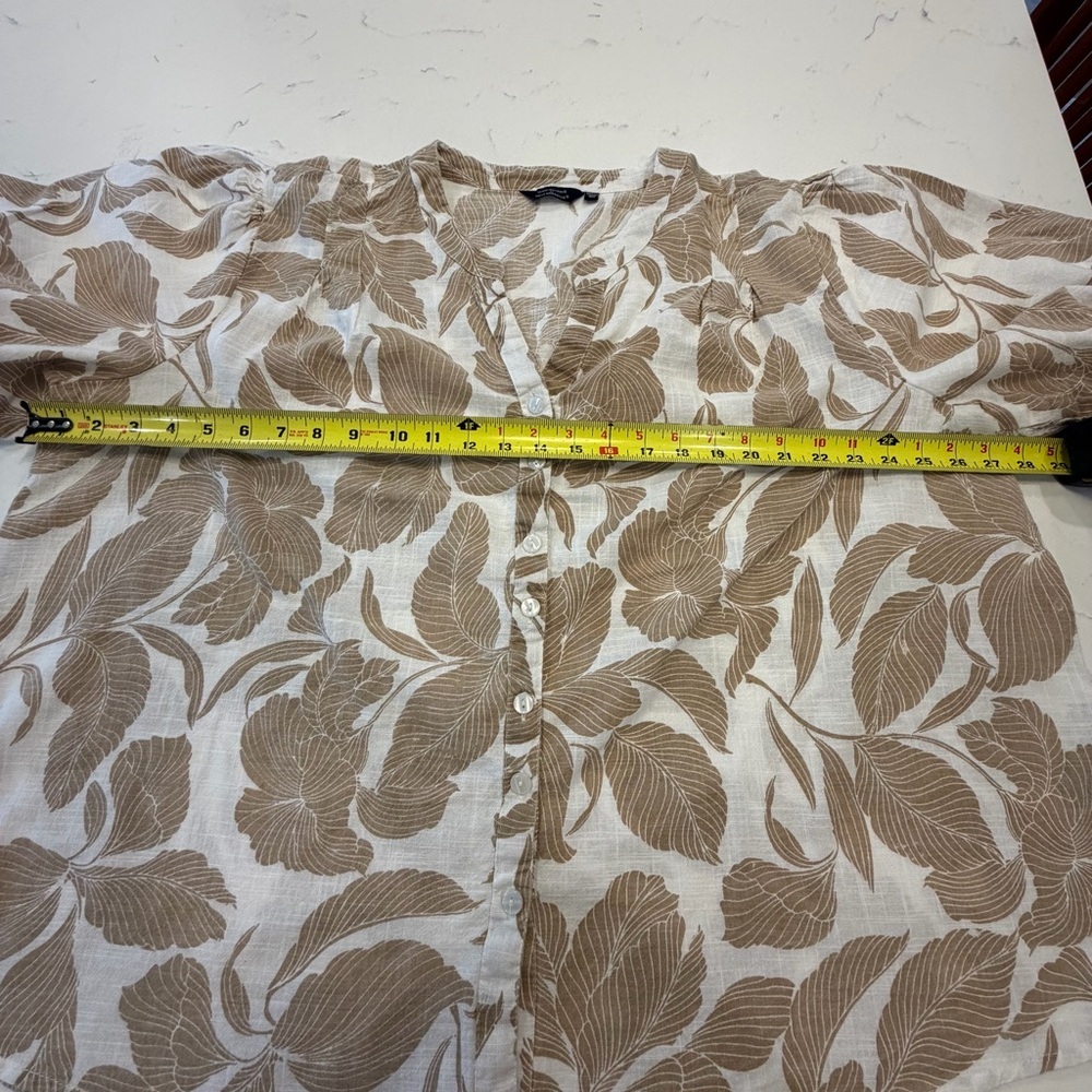Women’s cotton Floral
Short-Sleeve Button Down Shirt 3X - Picture 6 of 8
